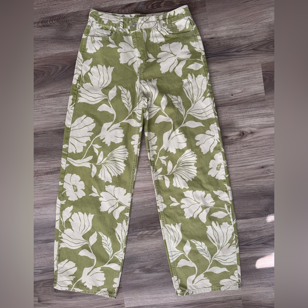 Zara Floral Pattern High Waist Wide Leg Statement Pant Size 8